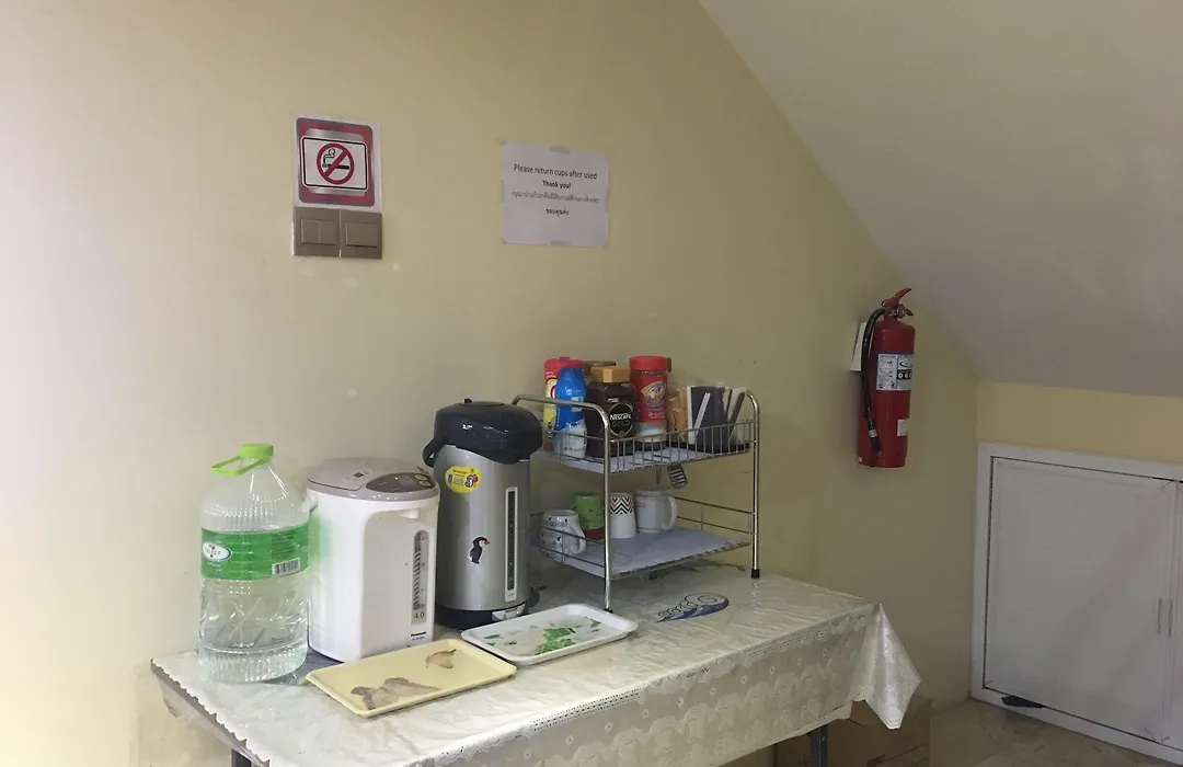 Sukhum Khaosan Au Bon Hostel-1