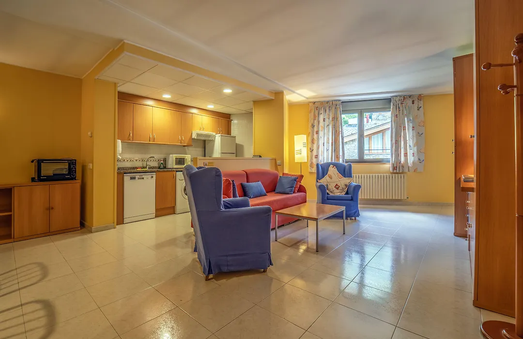 Apartaments Del Meligar-1