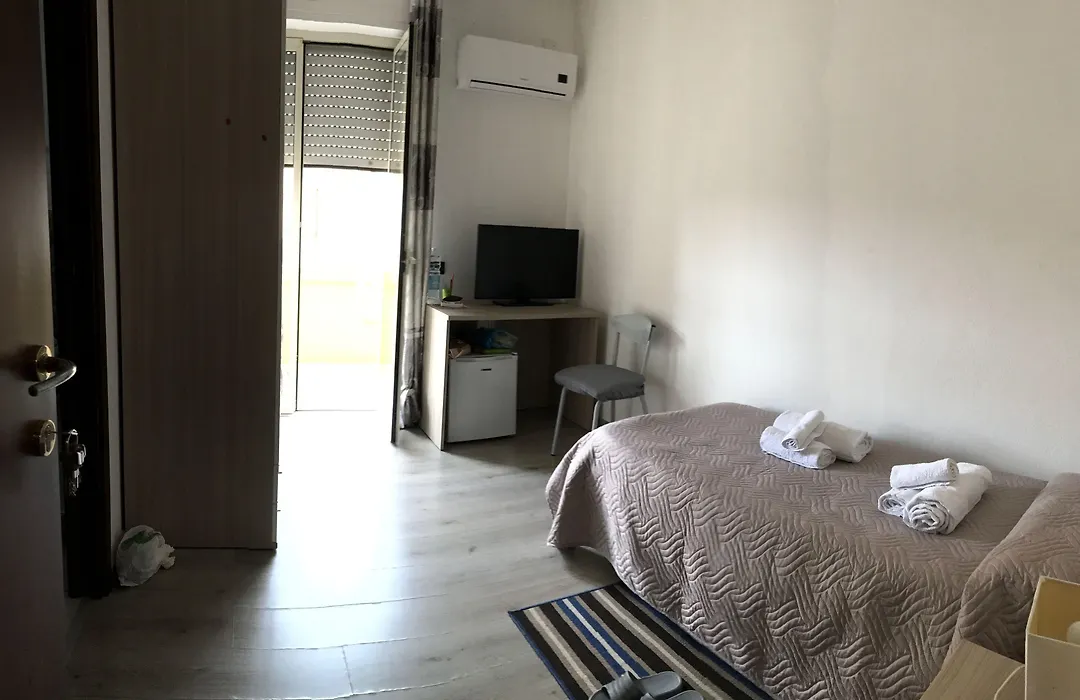 Raxul Room-1