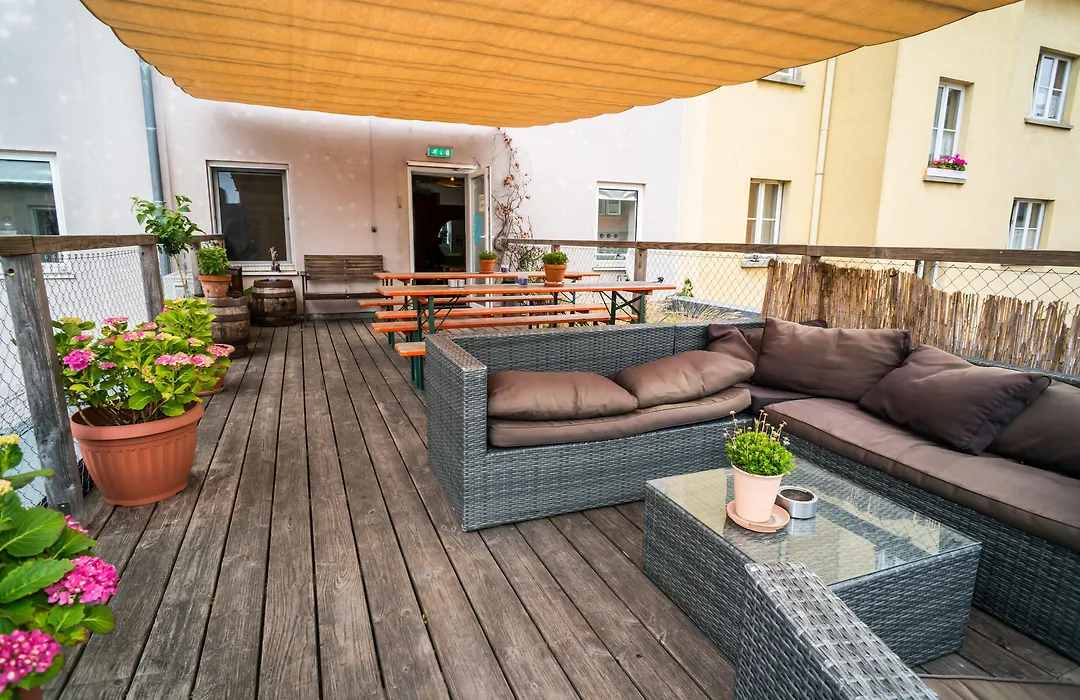 Babelfish Hostel-1