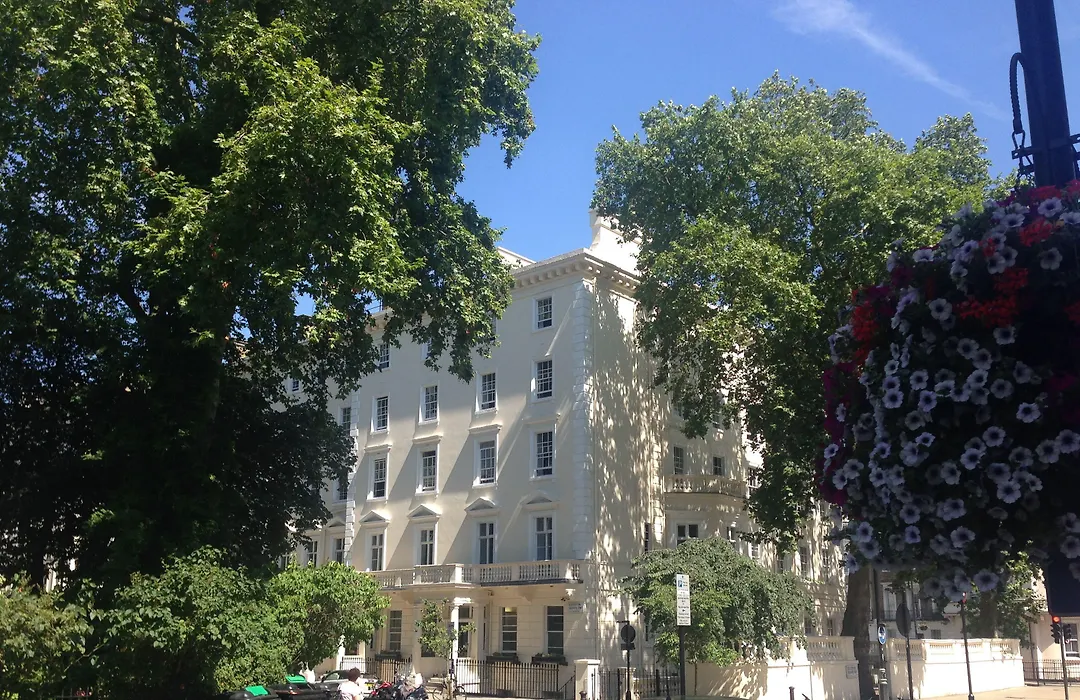 Holland House-1