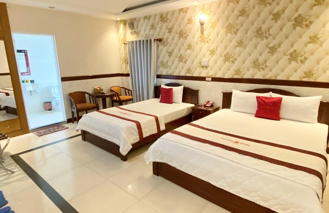 Ha Oanh 2 Hotel-1