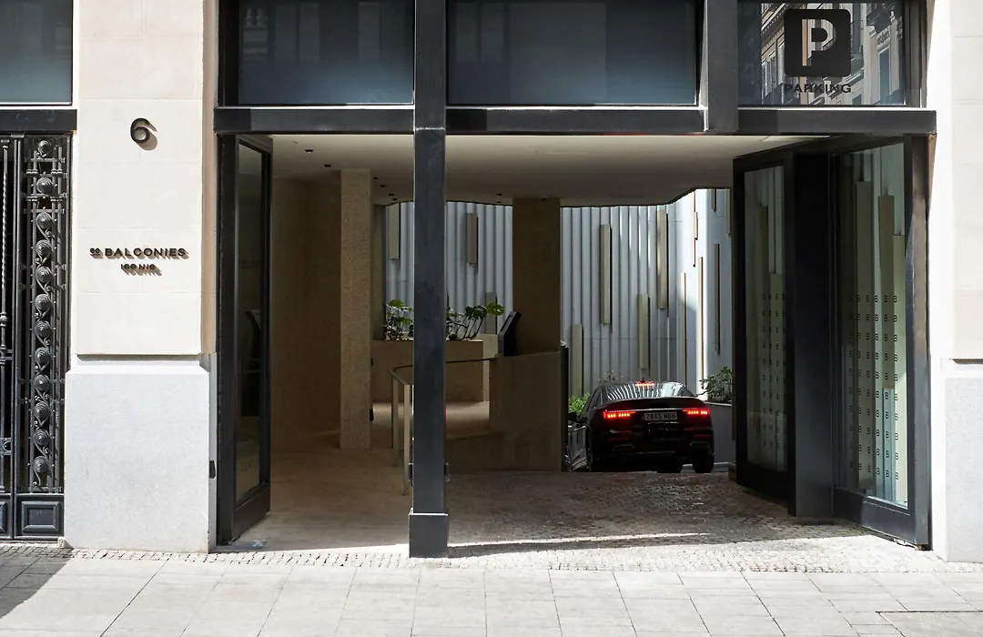 60 Balconies Iconic-1