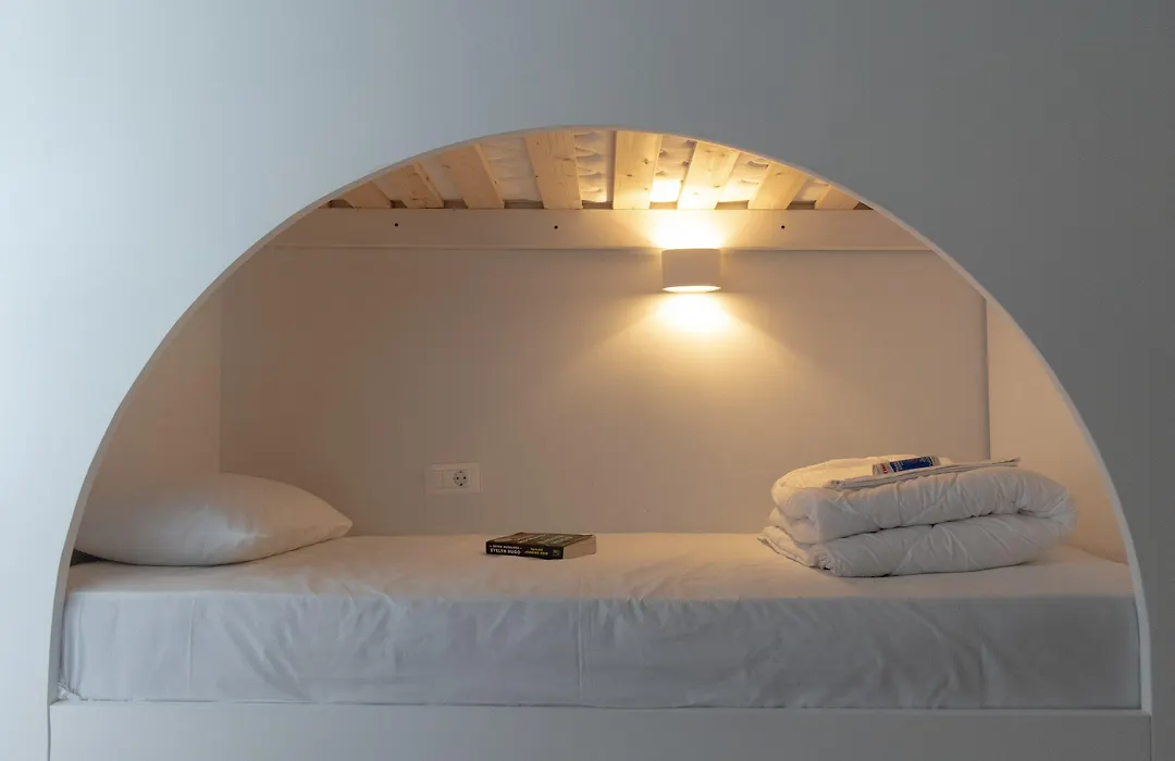 Central Hostel Oia-1