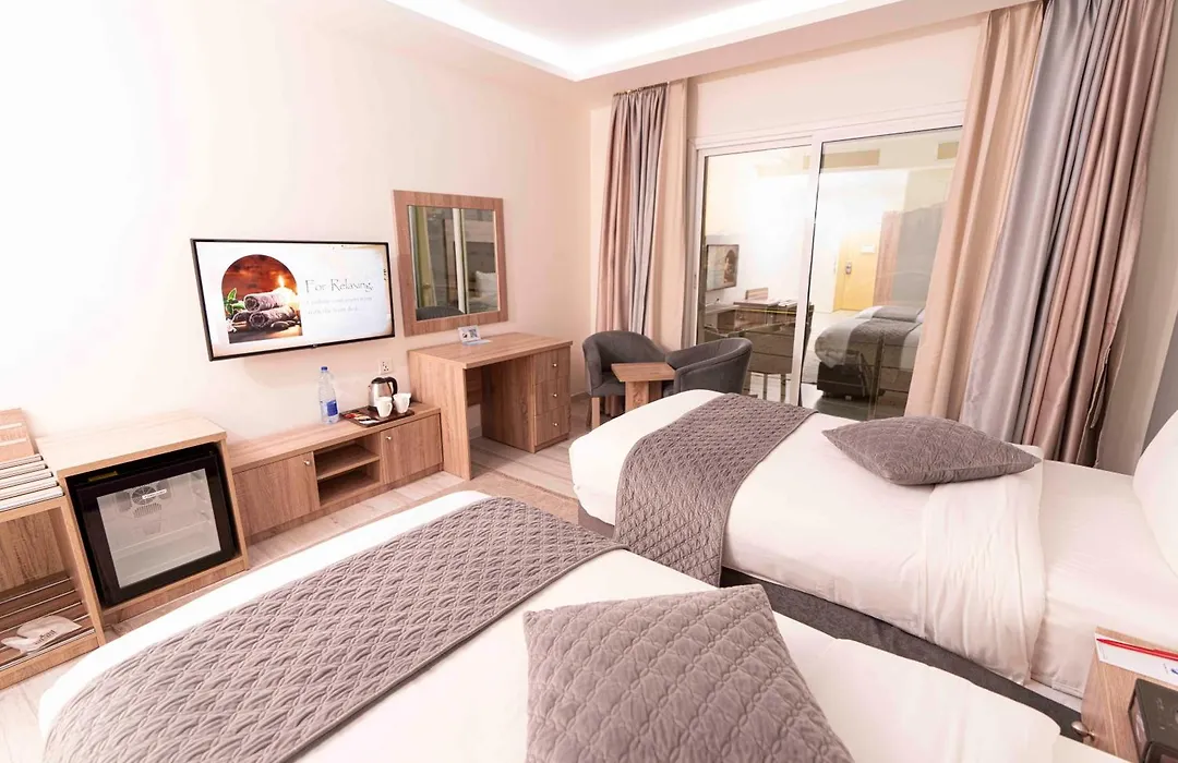 Petra Moon Hotel-1