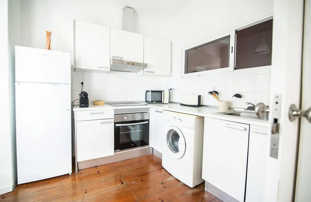Lisbon Apartment, Historic Charm & Cosy Living In Old Santana Hill-1