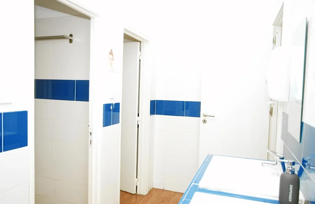 Amor Lisboa Hostel-1