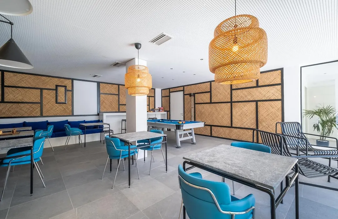 Kamari Beach Hotel-1