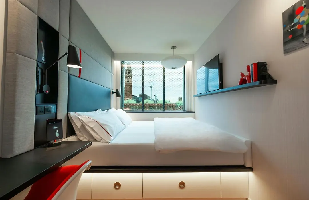 Citizenm London Victoria Station-1