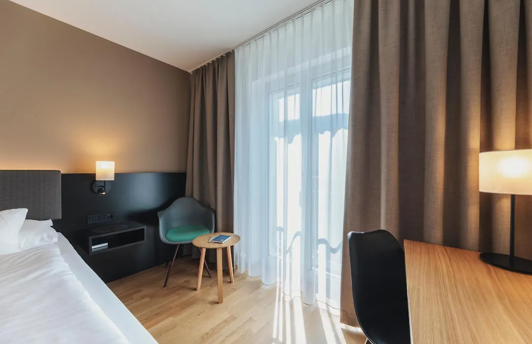 Montfort - das Hotel-1