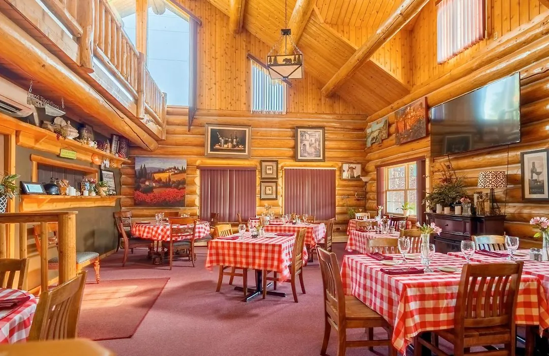 Dodge Peak Lodge-1