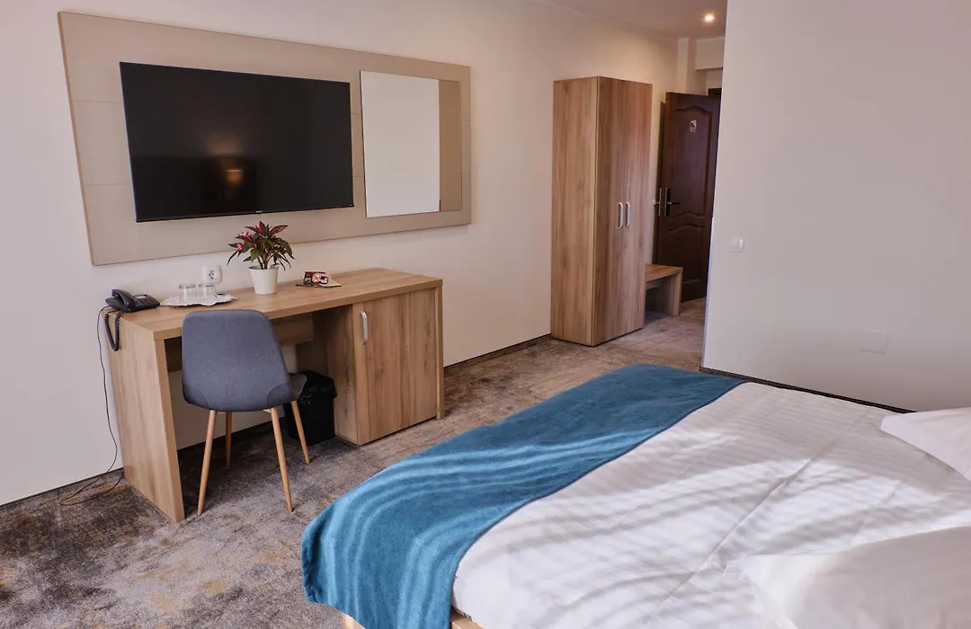 Hotel Regal-1