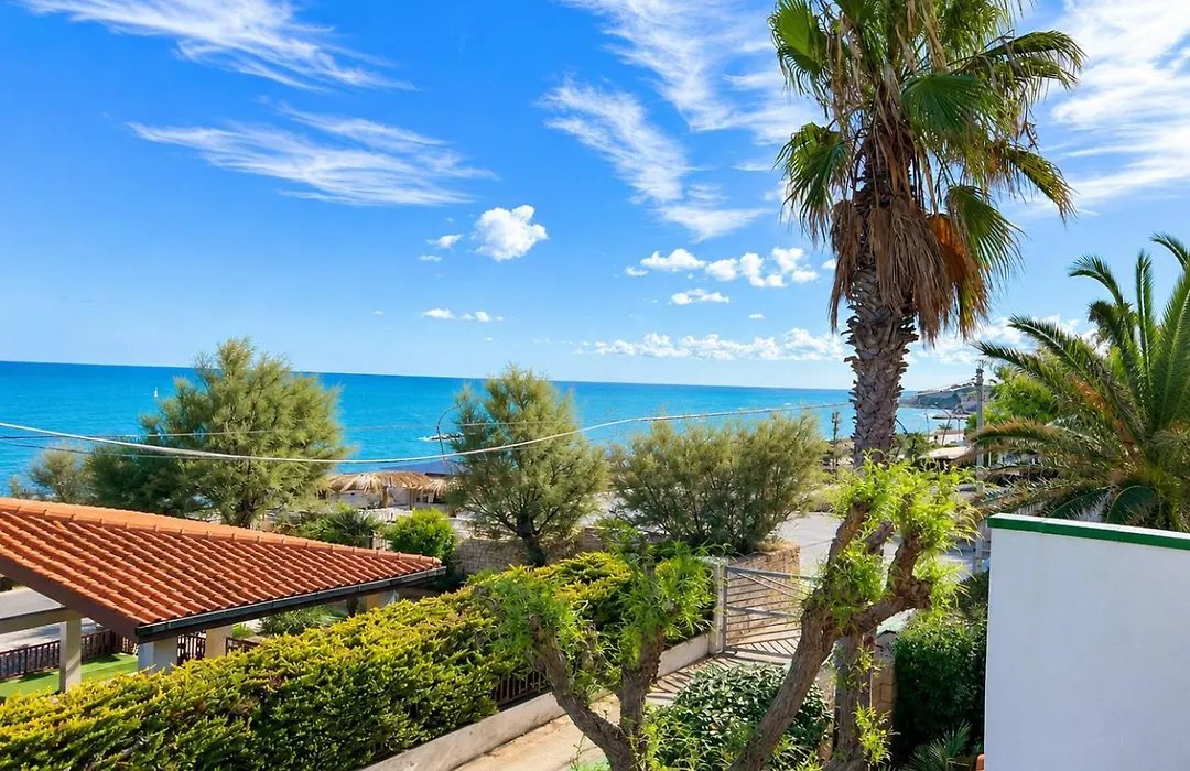 B&B TORRE AZUL FRONTEMARE - Bisceglie-1