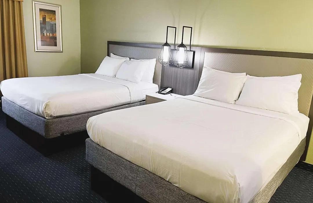 Park Inn By Radisson Albany-1