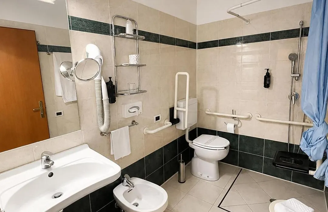 Hotel Italia-1