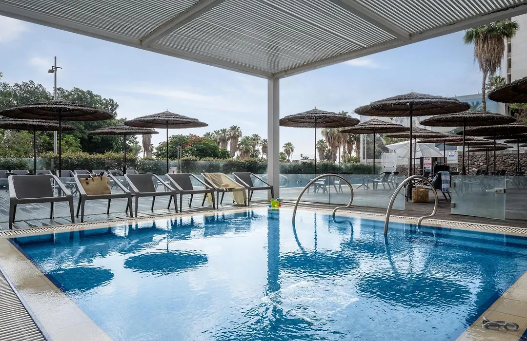 Leonardo Hotel Tiberias-1