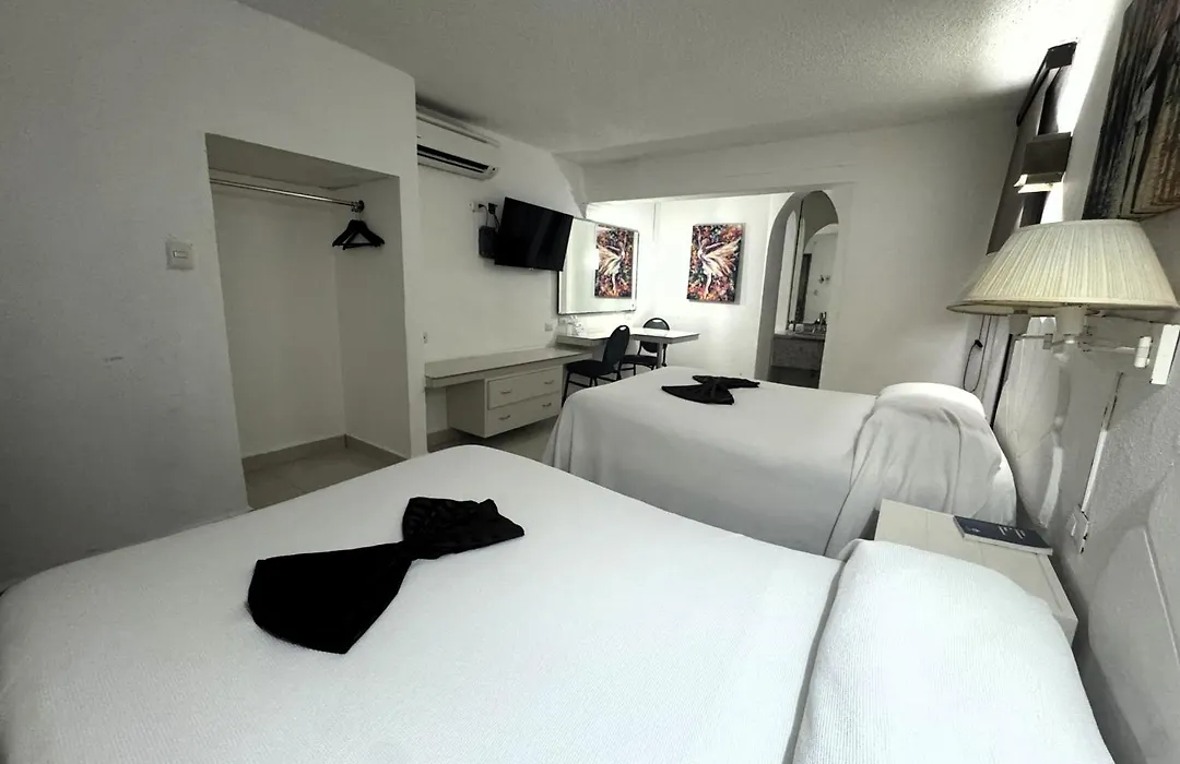 Hotel Plaza Caribe-1