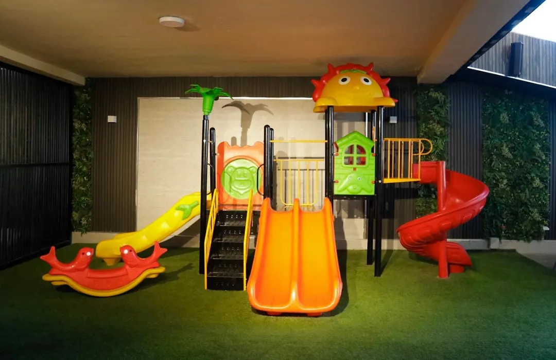 Lijam Hotel-1