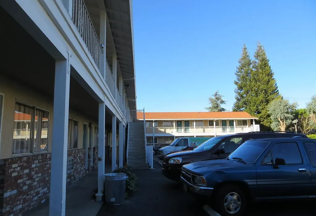 Capri Motel-1
