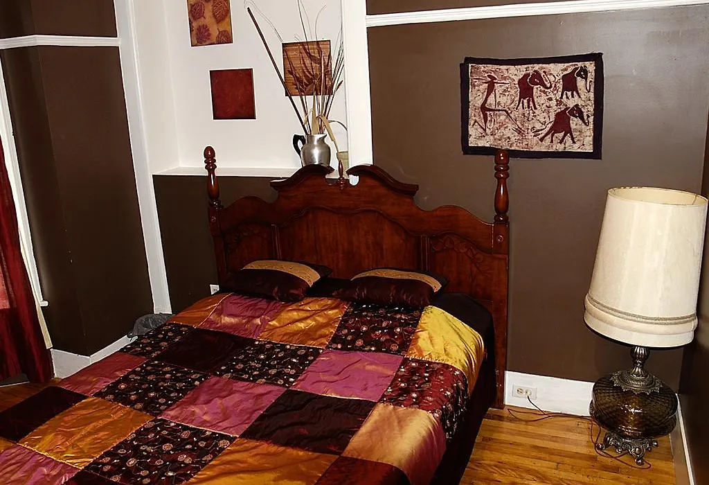 Auberge C'Mon Inn Hostel-1