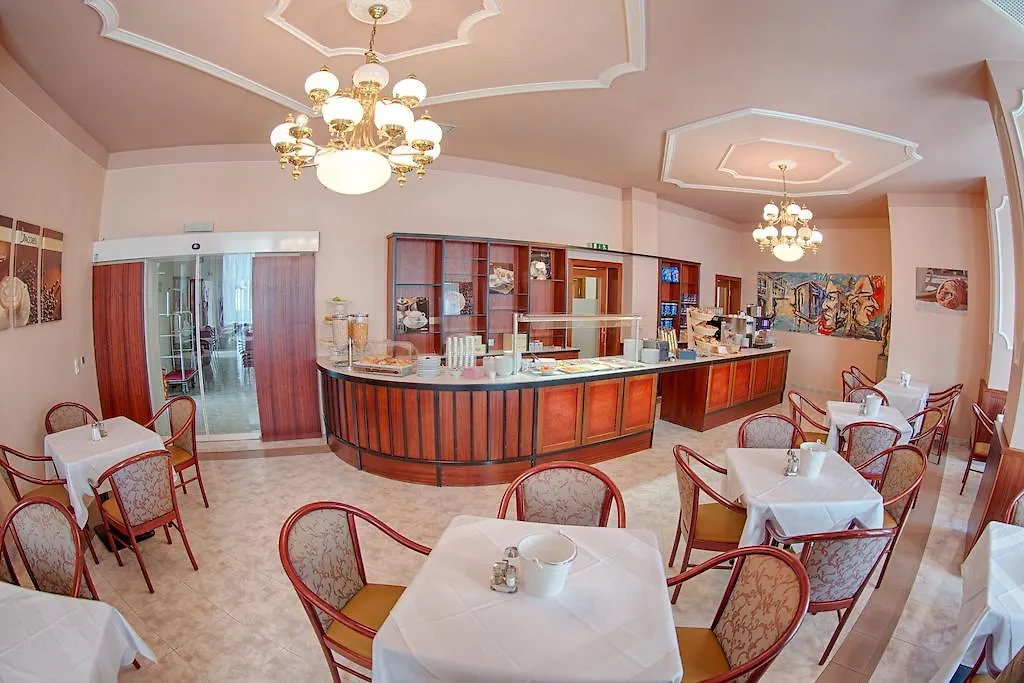Frühstückshotel Waldbauer-1