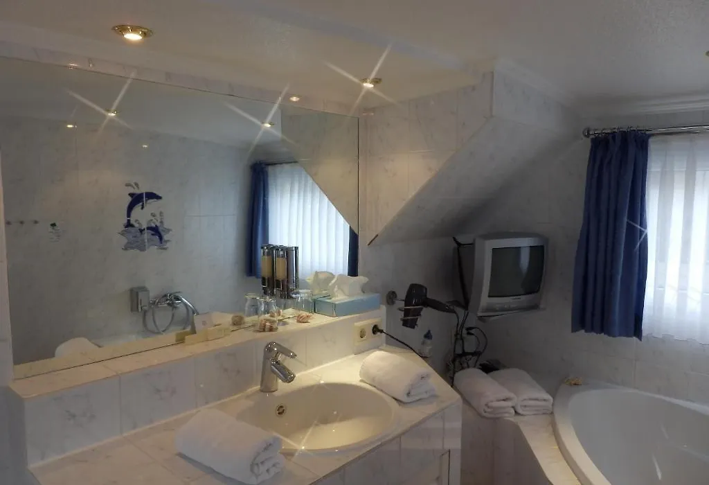 Hotelschiff Perle Bremen-1