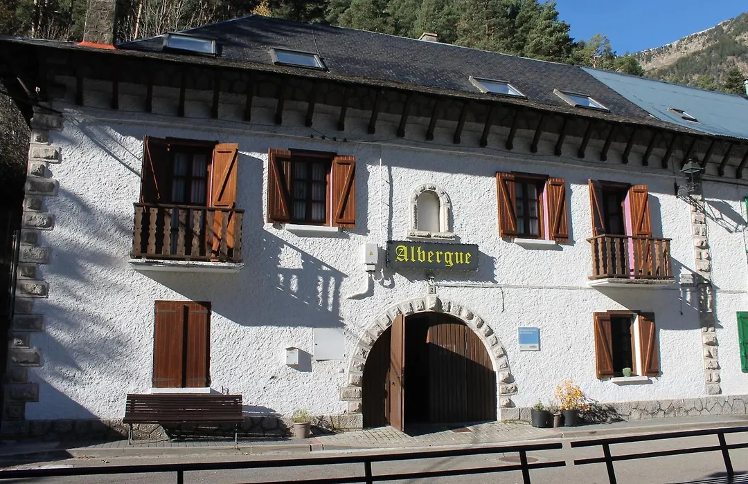Albergue de Canfranc Estación-1