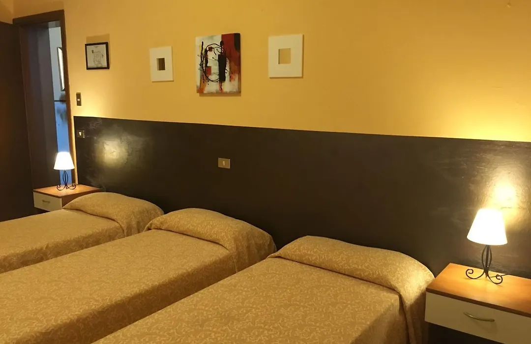 Hotel Locanda Commercio-1