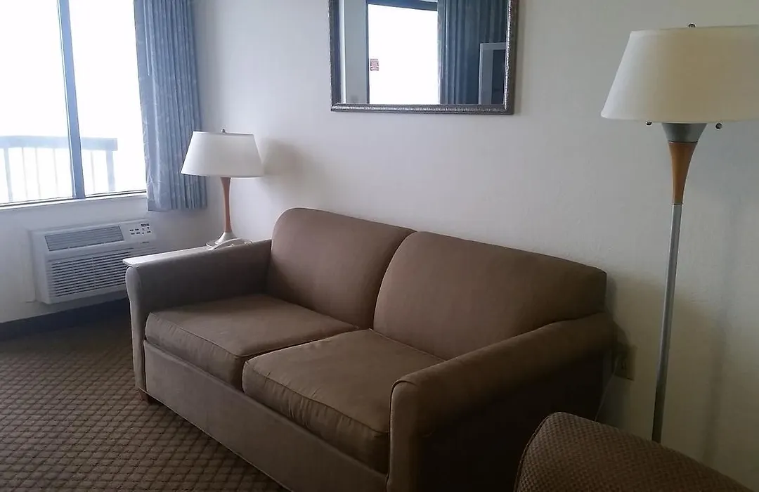 Reef Hotel-1