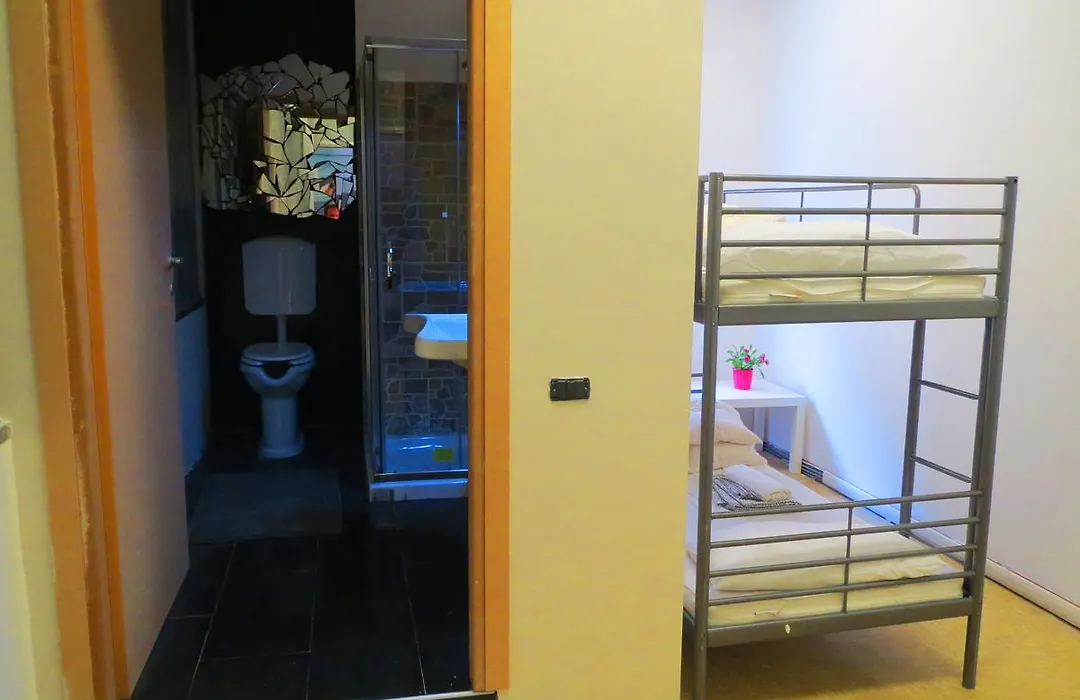 Panda Hostel-1