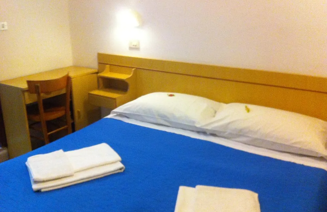 Hotel Italia-1