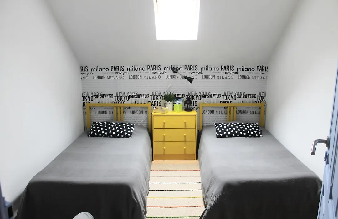 Portuguese Hostel-1