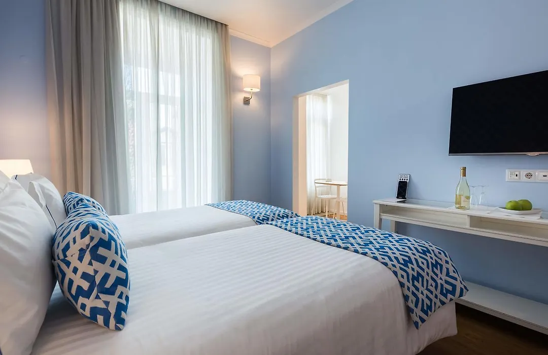 Dream Chiado Apartments-1