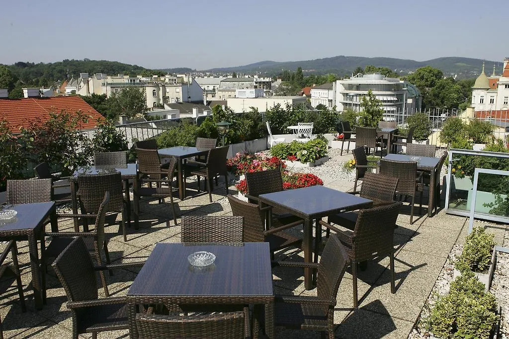 Hotel Ekazent Schoenbrunn-1