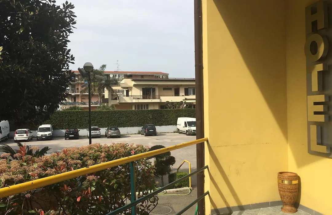 Hotel Stefano a Melito-1