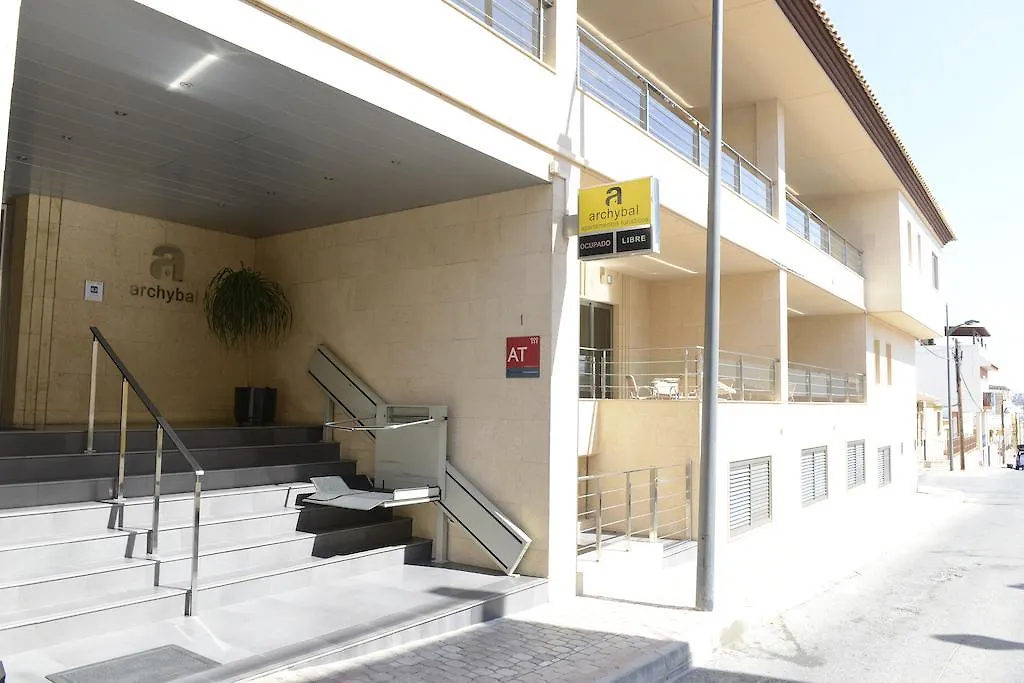 Archybal Apartamentos Turísticos y Suites-1