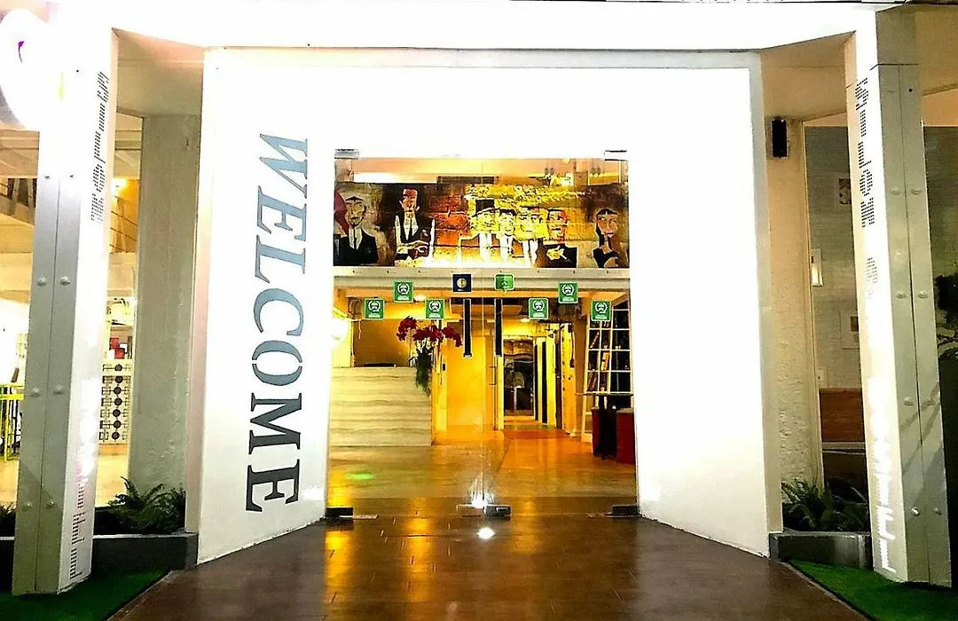 Silom Art Hostel-1