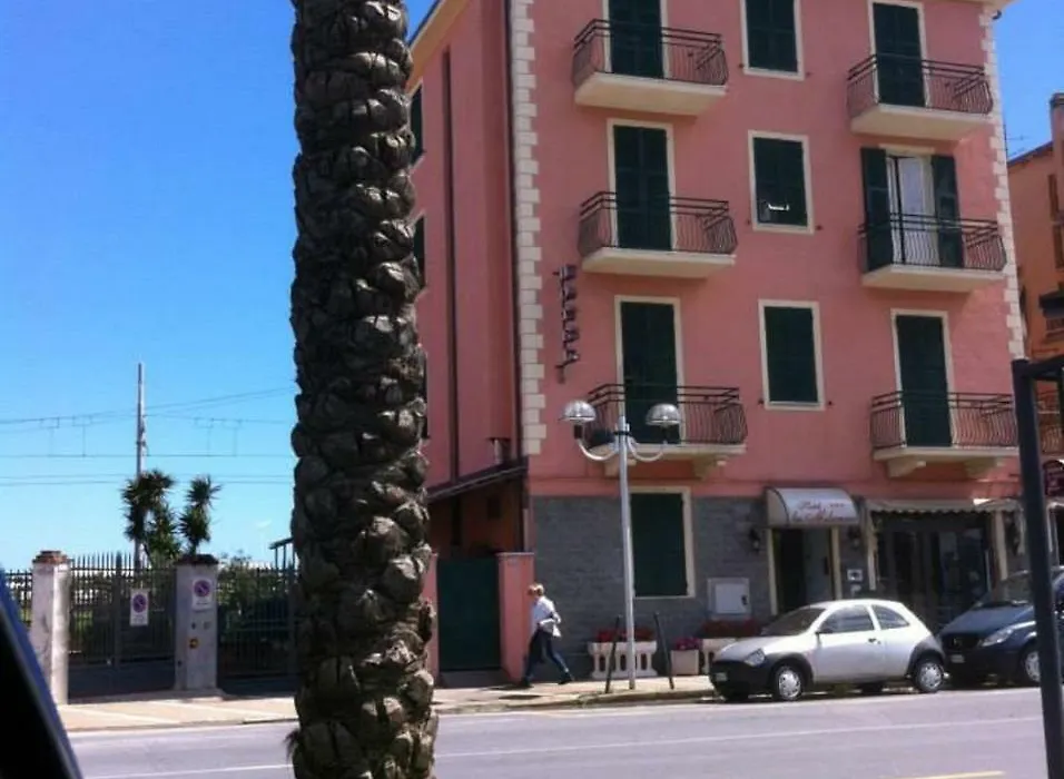 Hotel La Milanese-1
