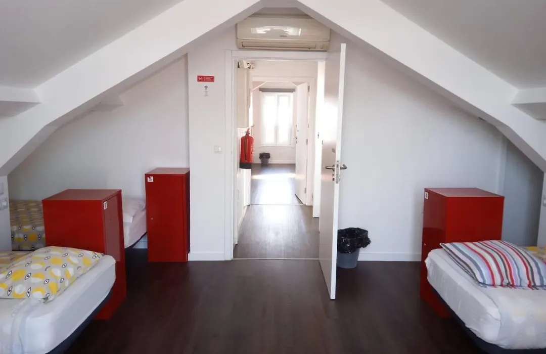 Aveiro Rossio Hostel-1