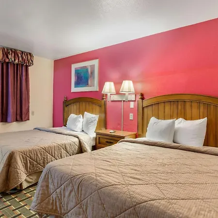 Rodeway Inn & Suites-3