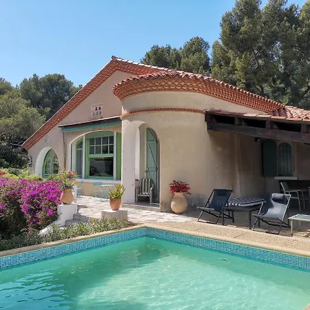 Cassis Hostel-3