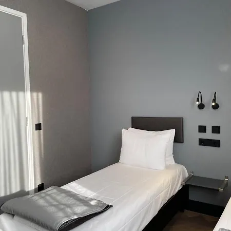 H3 Hotel Rotterdam City Center-3