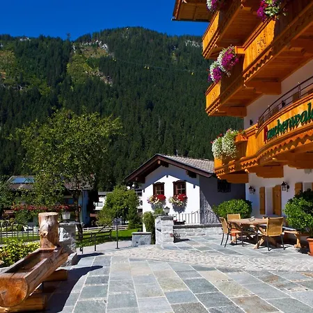 Landhotel Rauchenwalderhof-2