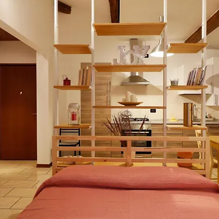 Emily House Vignola-2