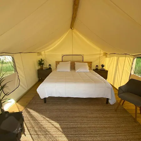 Off Map Glamping-3