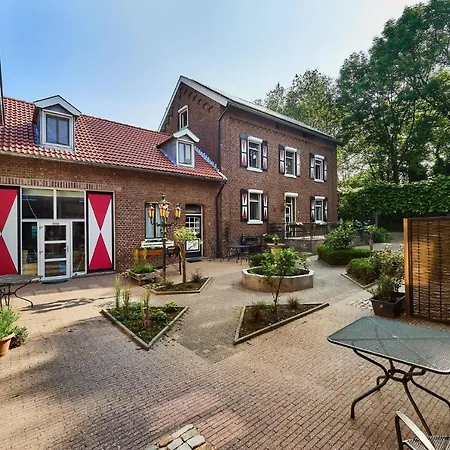 Mooiste plek heuvelland in Zuid-Limburg-De Wijngaard-2