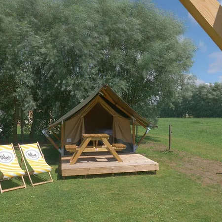 Nomad Knokke-3