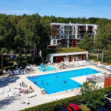 Apartamenty BalticON Polanki - Sauna, Fitness inclusive - Basen latem, Pool im Sommer-3