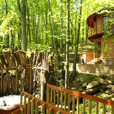Lost River Hostel-2