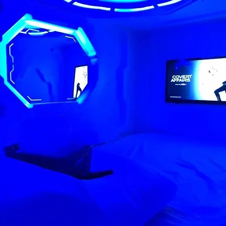 Luxury Stays-3